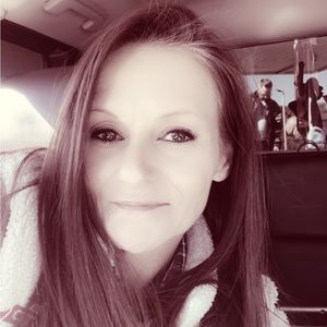 Meet your Posher, Santana